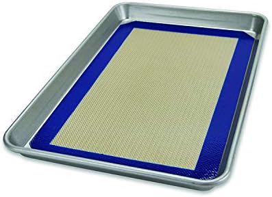USA Pan Bakeware Nonstick Half Sheet Pan and Silicone Mat Set, 1 EA