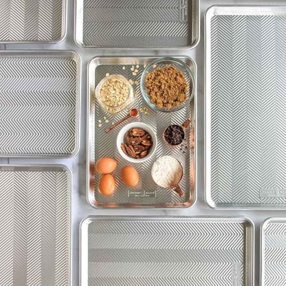 Nordic Ware Prism Baking Quarter Sheet, Natural