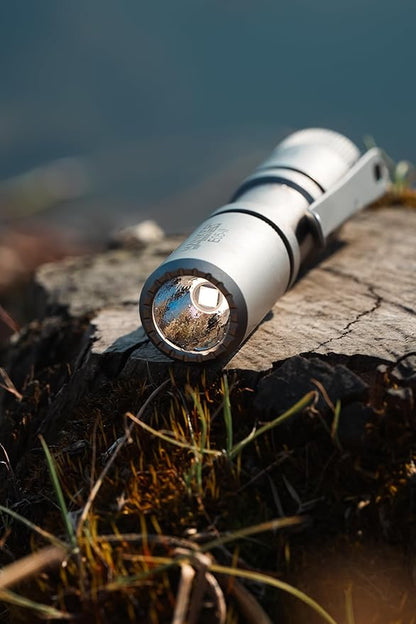 Manker E05 II High Density 800 Lumens High Output EDC Flashlight White LED Emitters, Eeay to Carry, for Camping, Hiking (Titanium - Bead Blasted 4000K Cool White)
