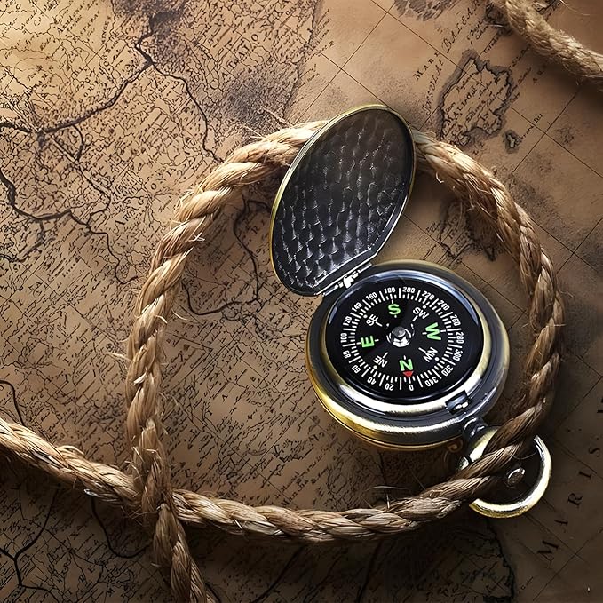 aiGear Retro Pocket Compass, Copper Alloy Compact Portable Waterproof Design for Hiking, Climbing, Camping, Collection and Gift