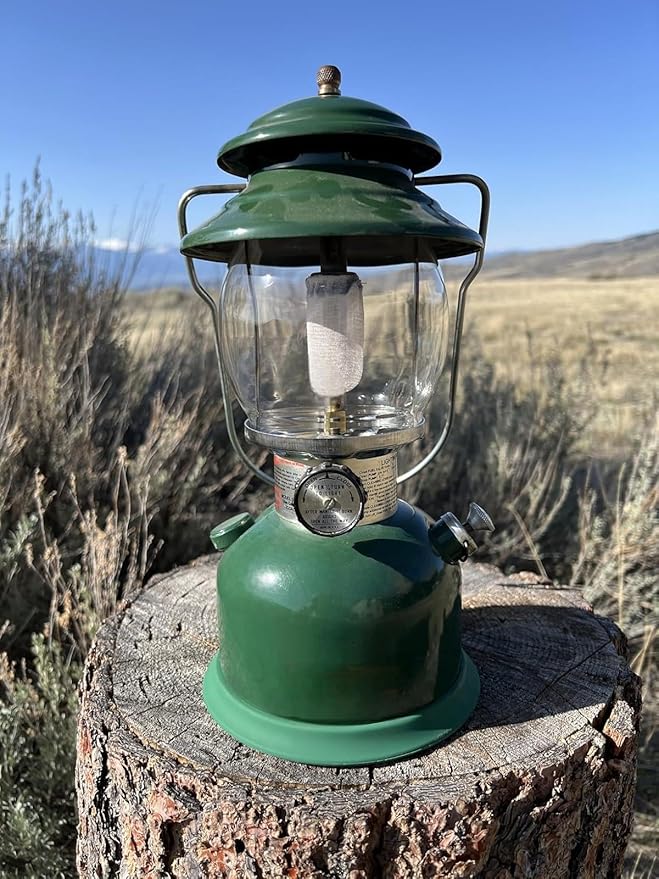 Camping Kerosene Lamp Silicone Tank Base Protector Gasket for Coleman Lanterns, Scratch-Resistant, Enhanced Stability Camping Lantern Part,Suitable for Coleman Lanterns 200.242.335.321.502,533