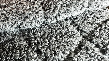 DOWN UNDER OUTDOORS Large Waterproof Windproof Extra Thick 350 GSM Quilted Fleece, or Sherpa Stadium Blanket